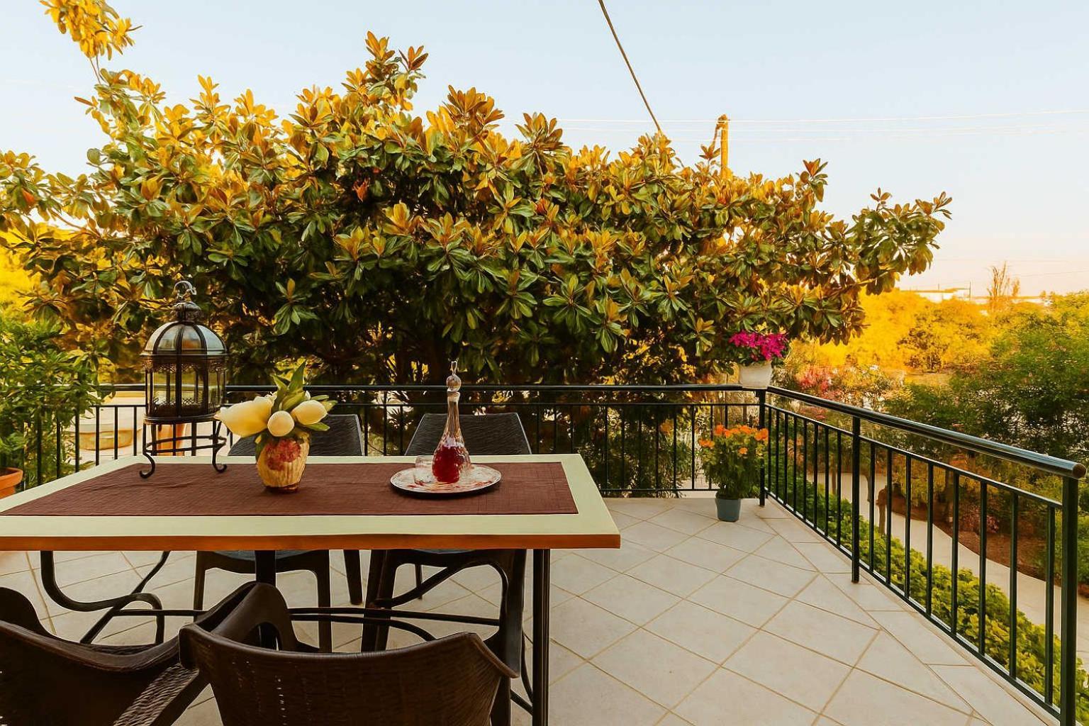 Stylish Seaside Home - Fully Equipped, Big Terrace Каламата Екстериор снимка